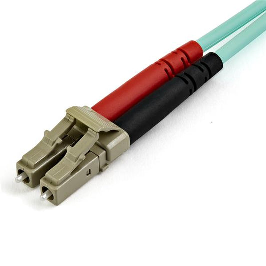 Cable de Fibra Óptica StarTech.com A50FBLCLC7 | 7m, 100G, Pérdida Baja <0.3db